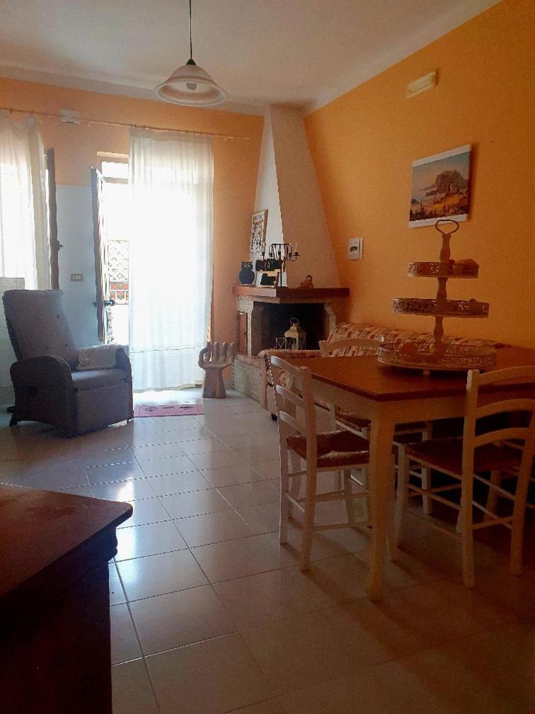 Casa Vacanze Rosy "Nel Verde" Palinuro Exterior foto